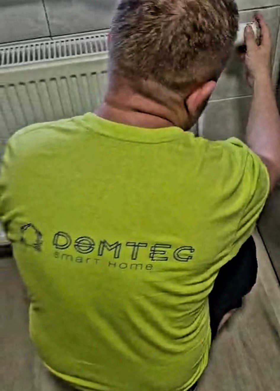 DOMTEC monter na terenu tijekom ugradnje