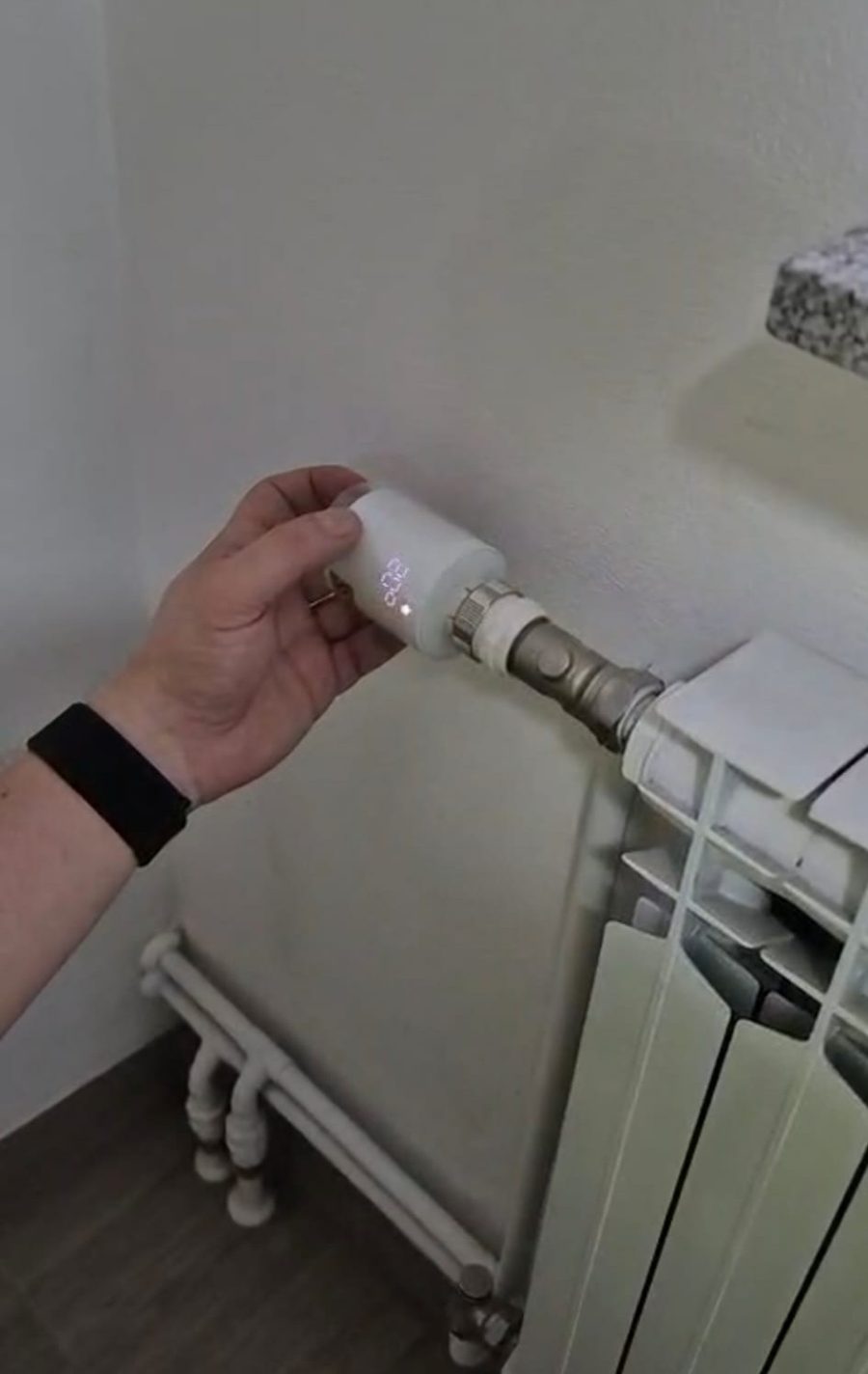 Ugradnja termostatske glave na starijem radijatoru